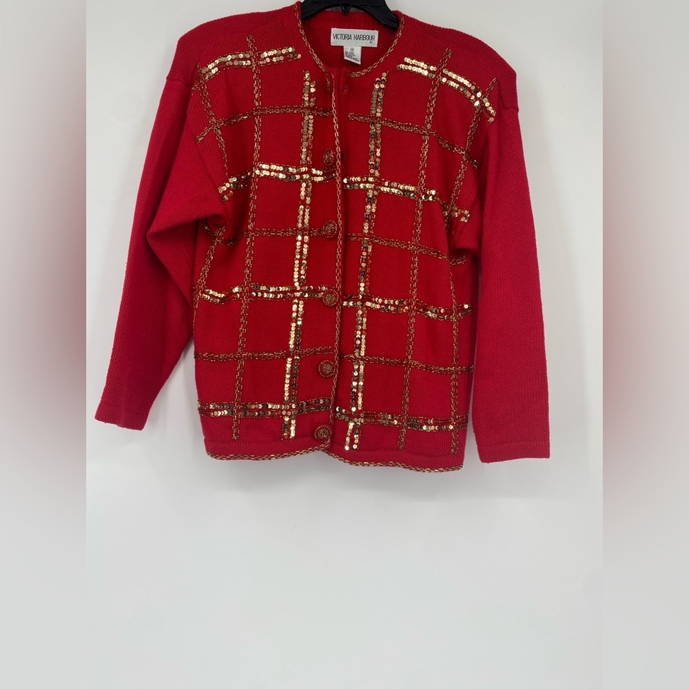 Vintage Victoria Harbour
Sequin Sweater red and gold